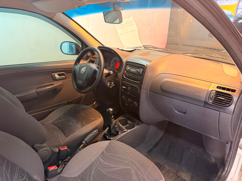 Fiat Strada Branco