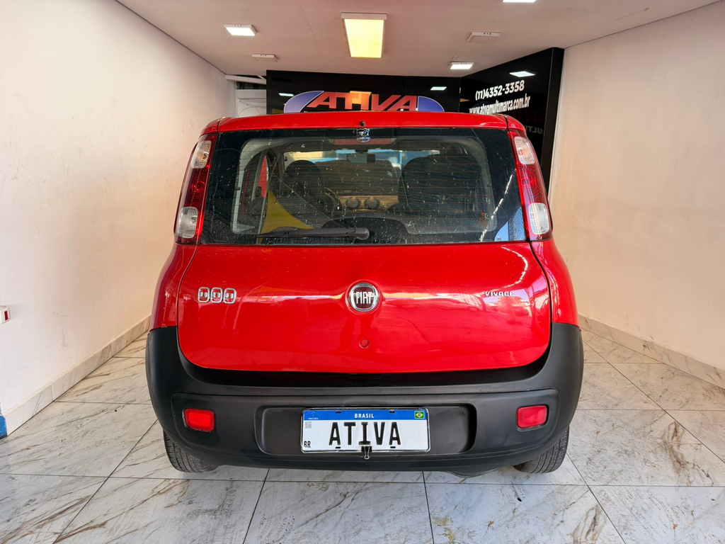 Fiat Uno Vermelho