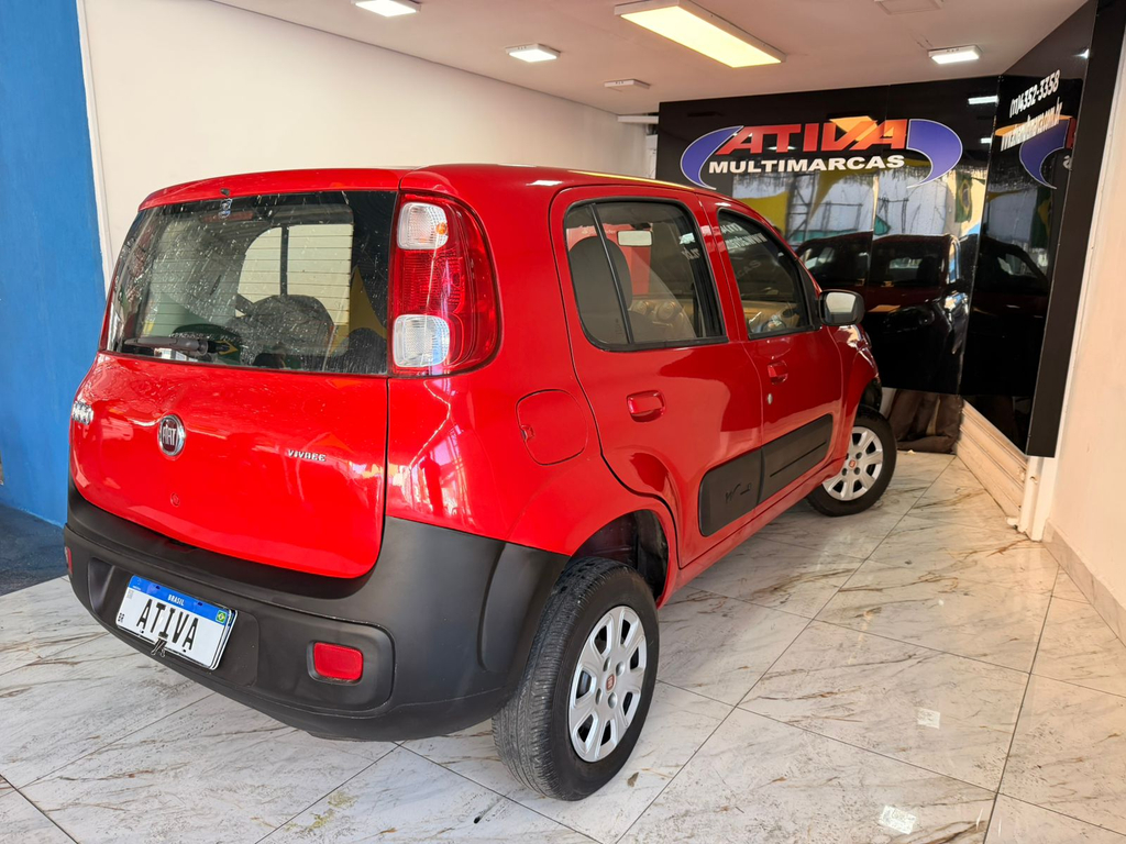 Fiat Uno Vermelho