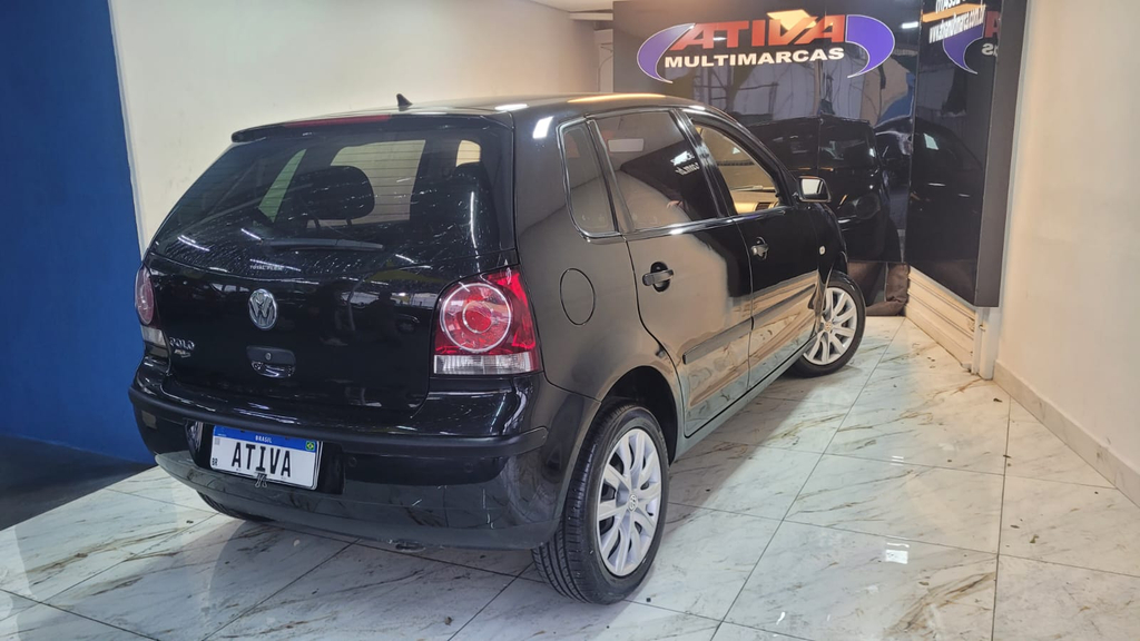 Volkswagen Polo Preto