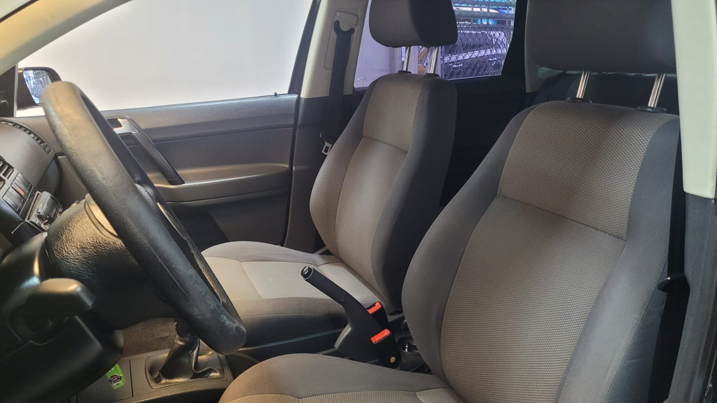Volkswagen Polo Preto