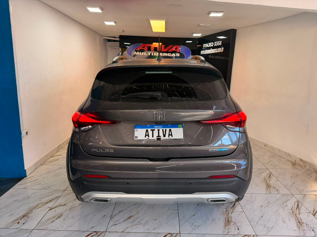Fiat PULSE Cinza
