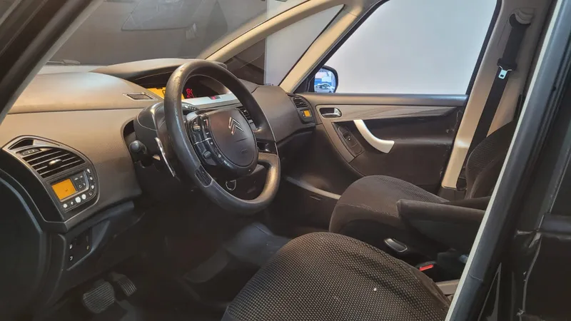 Citroen C4 Picasso Preto