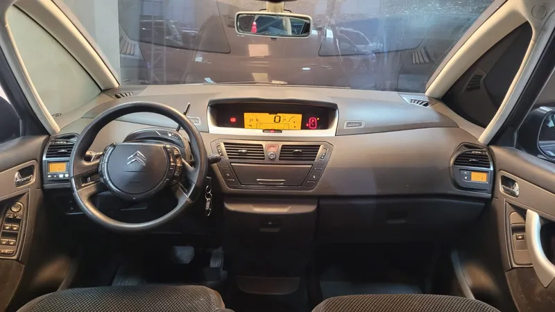 Citroen C4 Picasso Preto