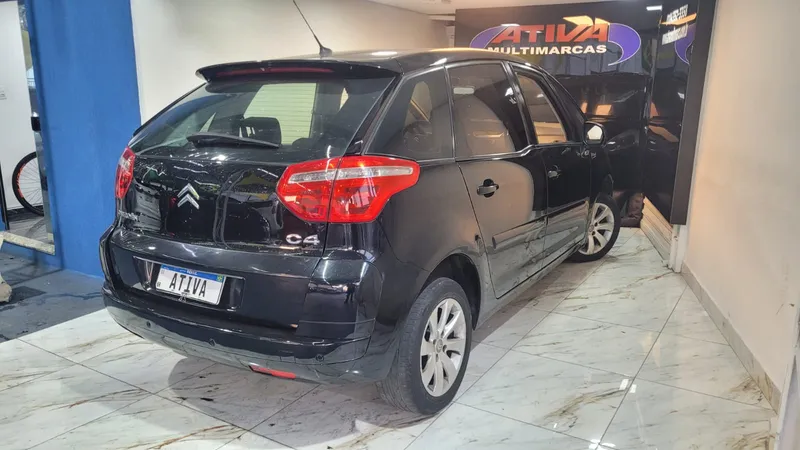 Citroen C4 Picasso Preto