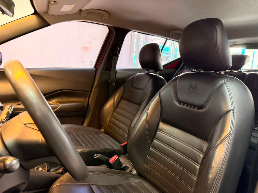 Nissan Kicks Vermelho