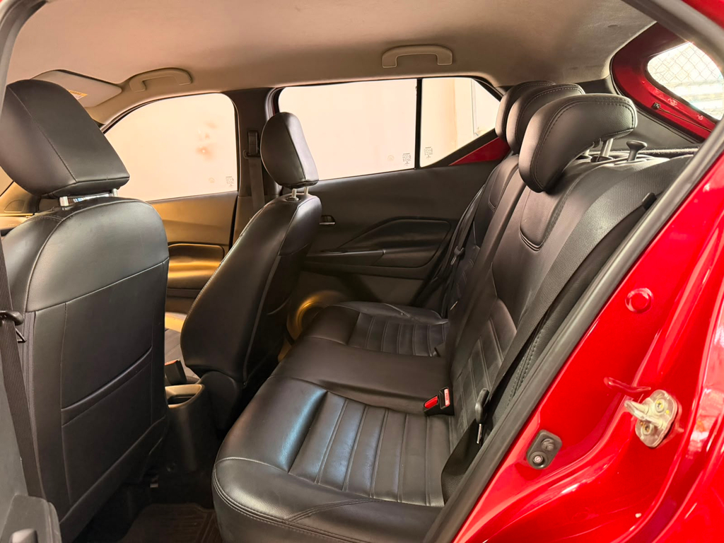 Nissan Kicks Vermelho