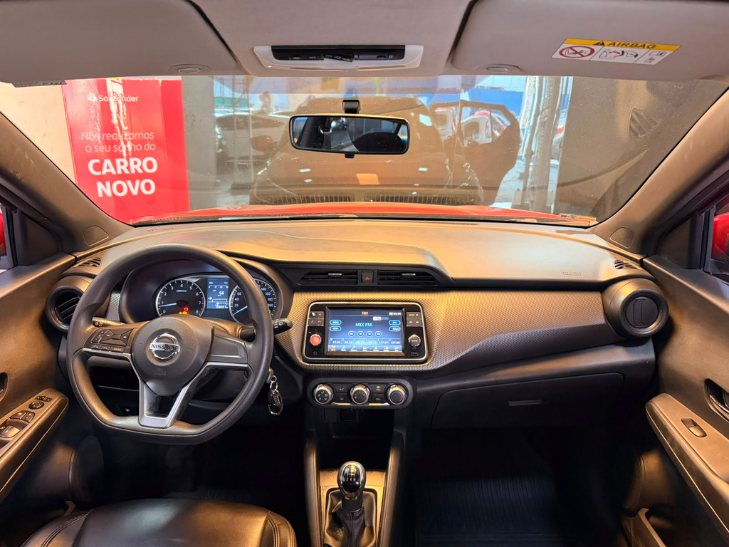 Nissan Kicks Vermelho