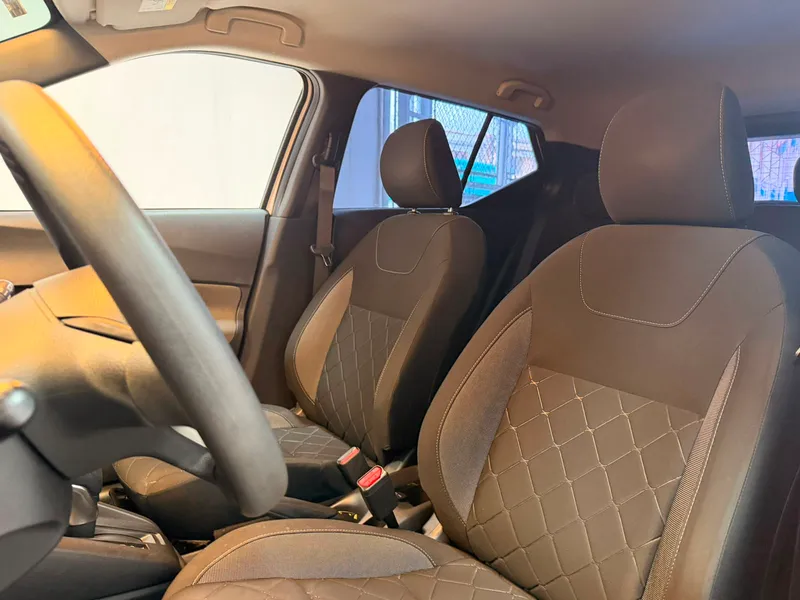 Nissan Kicks Branco