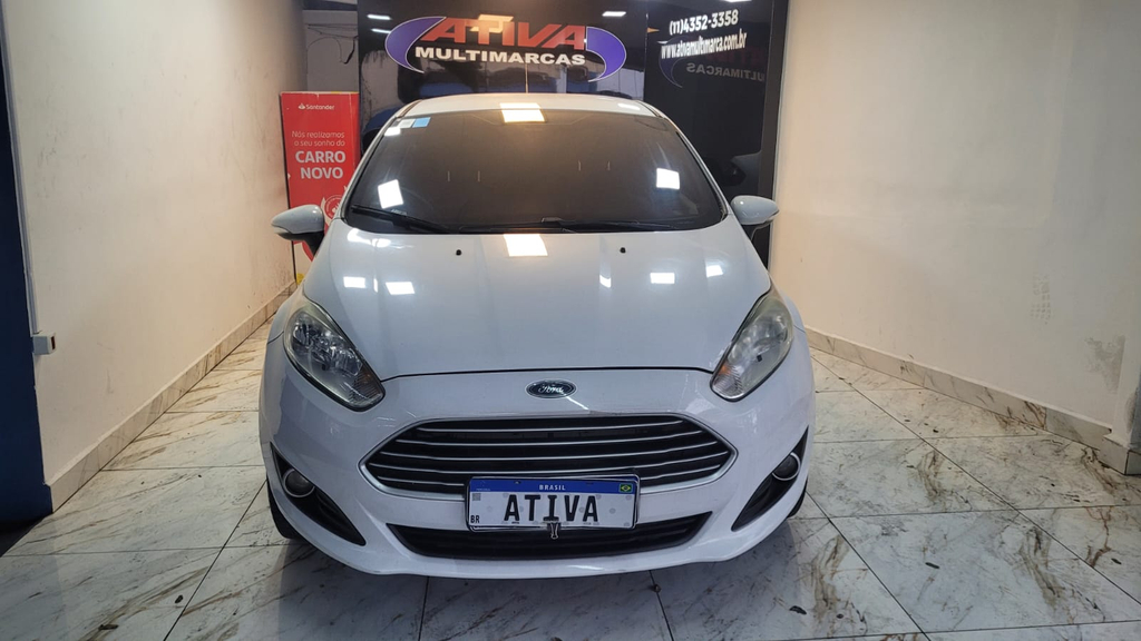 Ford New Fiesta Sedan Branco