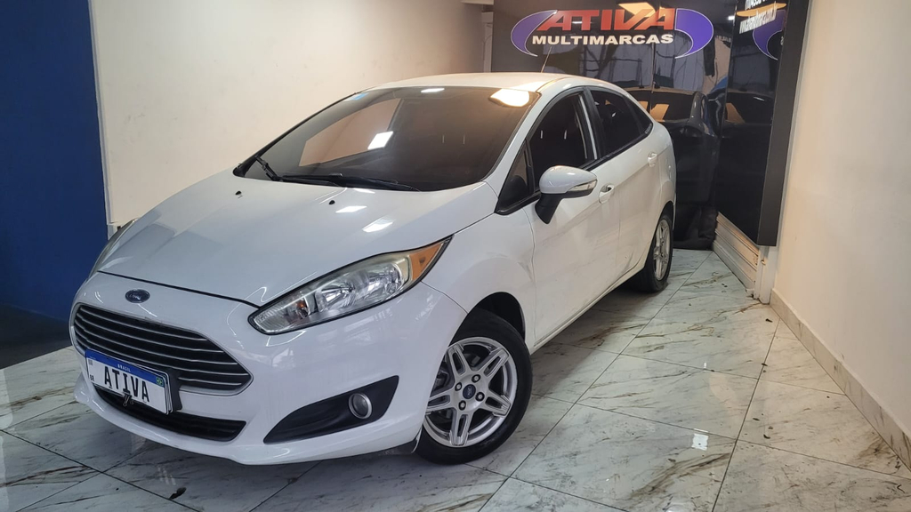 Ford New Fiesta Sedan Branco