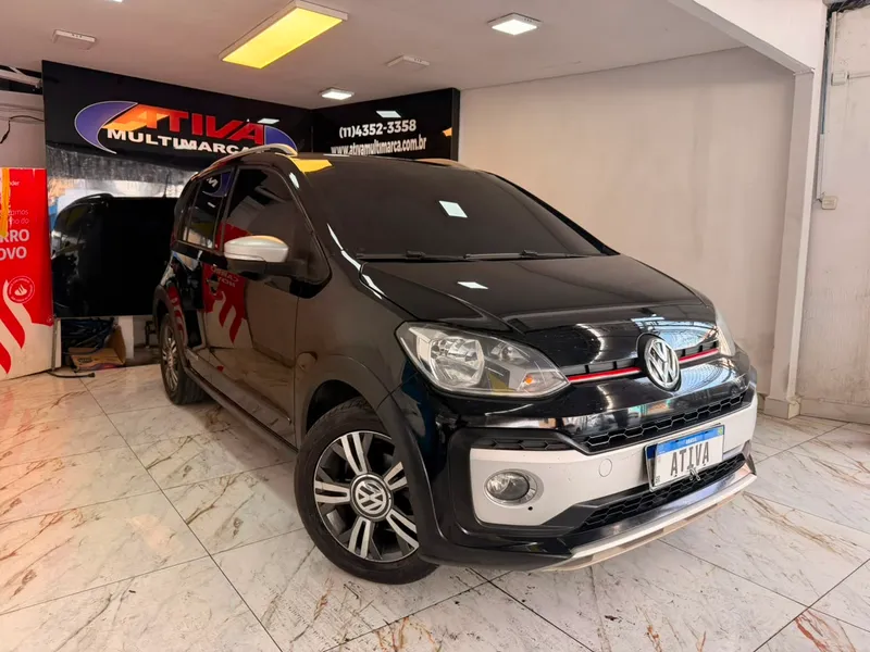 Volkswagen up! cross Preto