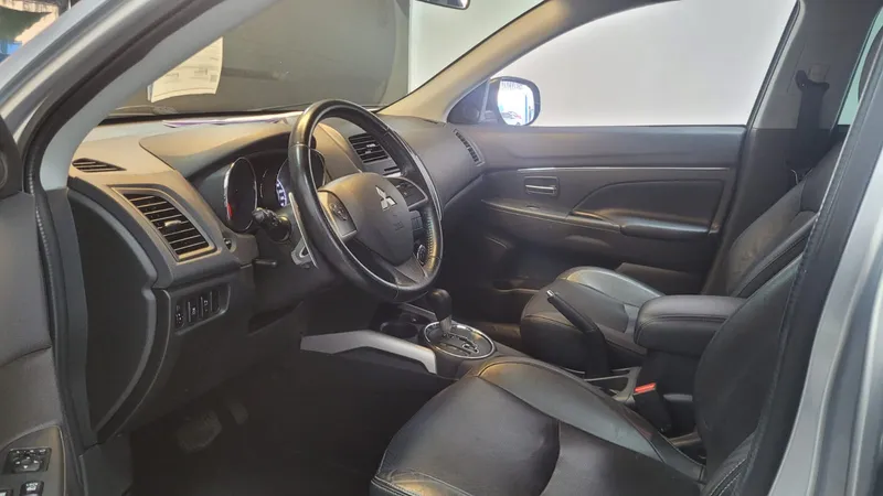 Mitsubishi ASX Prata