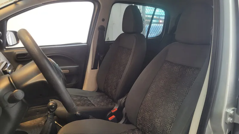 Fiat Uno Prata