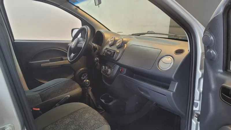 Fiat Uno Prata