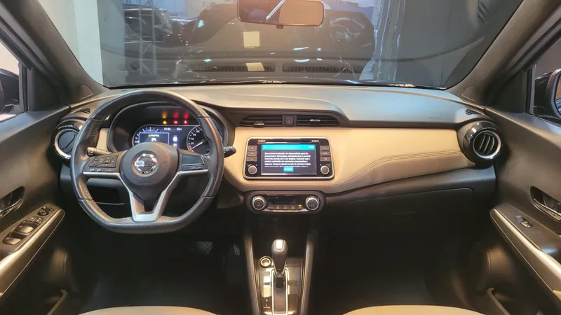 Nissan Kicks Preto