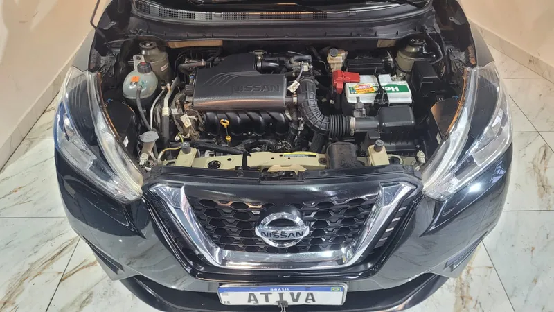 Nissan Kicks Preto