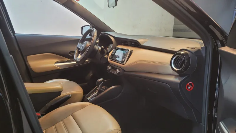 Nissan Kicks Preto