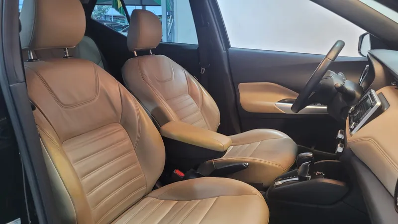 Nissan Kicks Preto