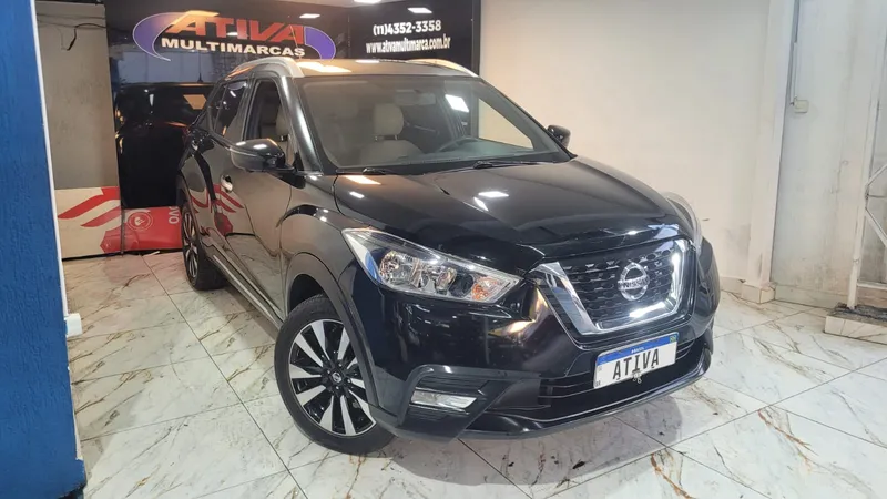 Nissan Kicks Preto