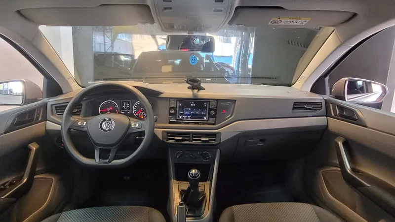 Volkswagen Polo Prata