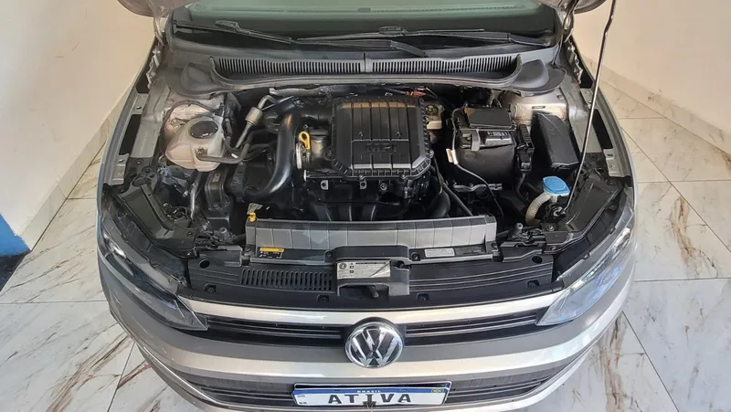 Volkswagen Polo Prata