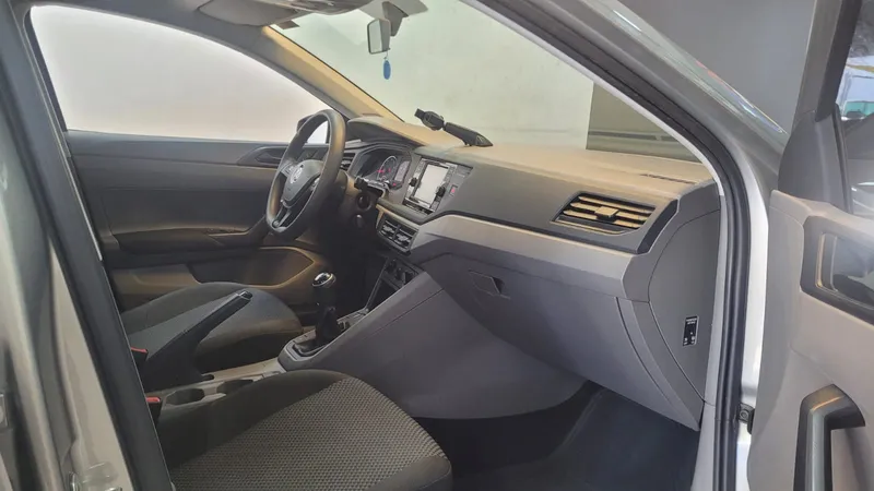 Volkswagen Polo Prata