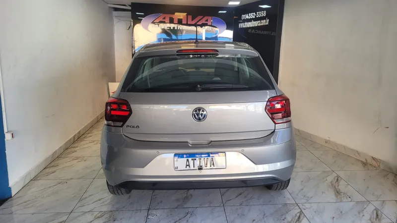Volkswagen Polo Prata