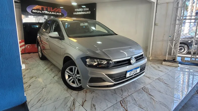 Volkswagen Polo Prata