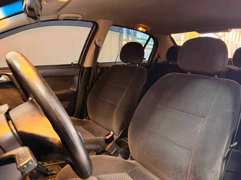 Chevrolet Astra Sedan Prata
