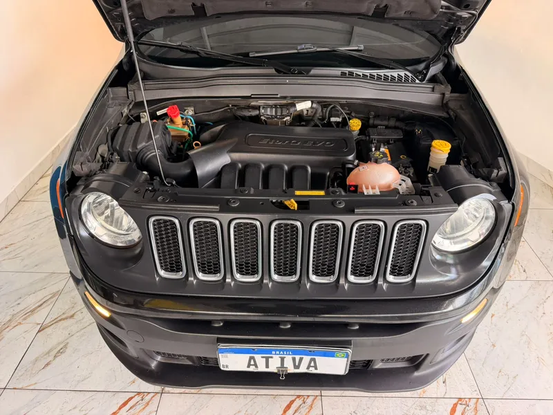Jeep Renegade Preto