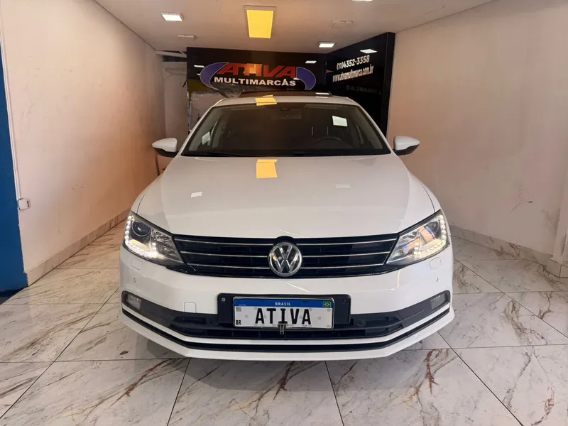 Volkswagen Jetta Branco