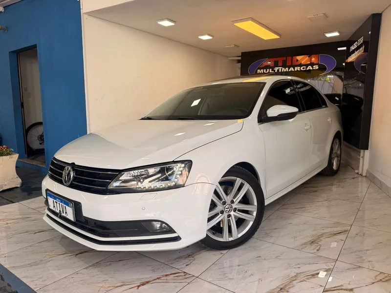 Volkswagen Jetta Branco