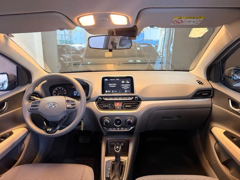 Hyundai HB20S Prata