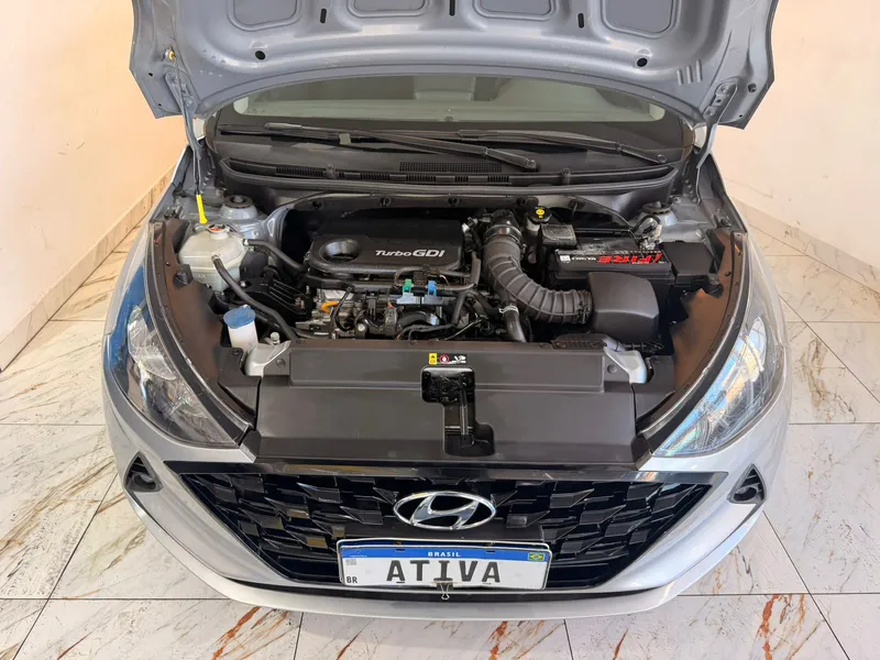 Hyundai HB20S Prata