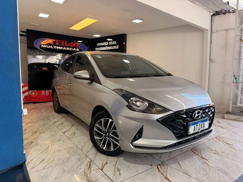 Hyundai HB20S Prata