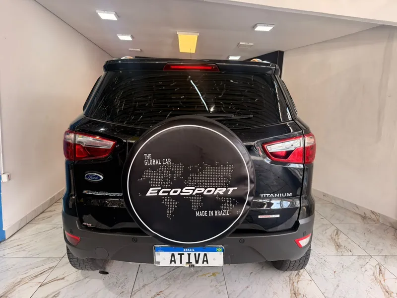 Ford EcoSport Preto