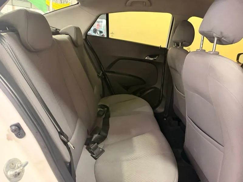 Hyundai HB20S Branco