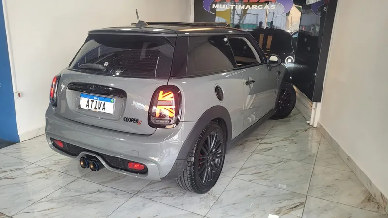 Mini Cooper Cinza