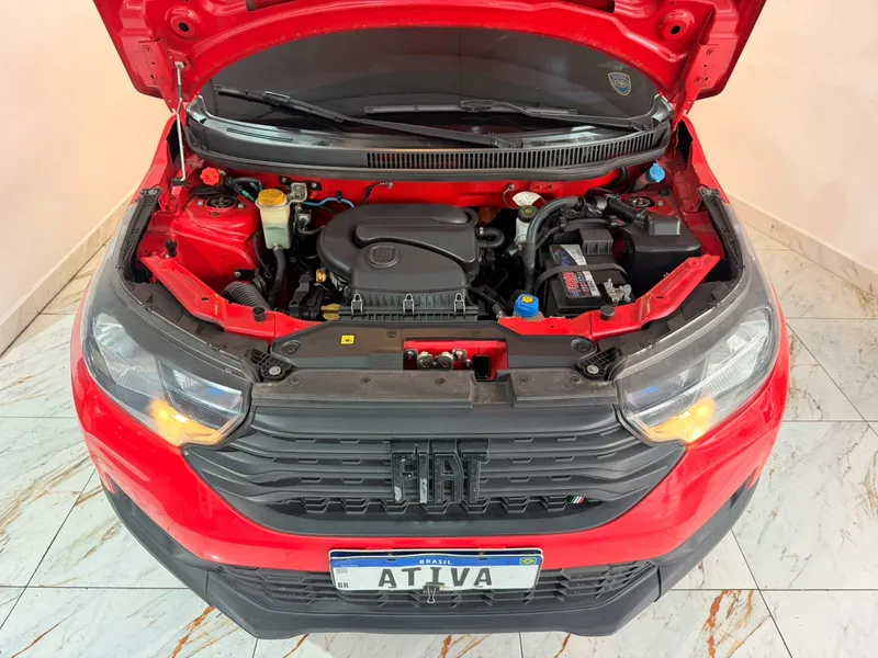 Fiat Strada Vermelho