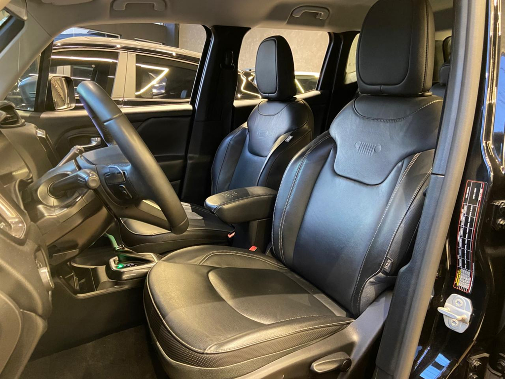 Jeep Renegade Preto