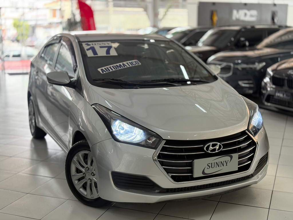 Hyundai HB20S Prata