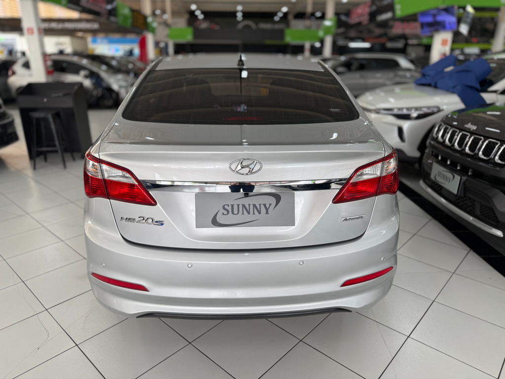 Hyundai HB20S Prata