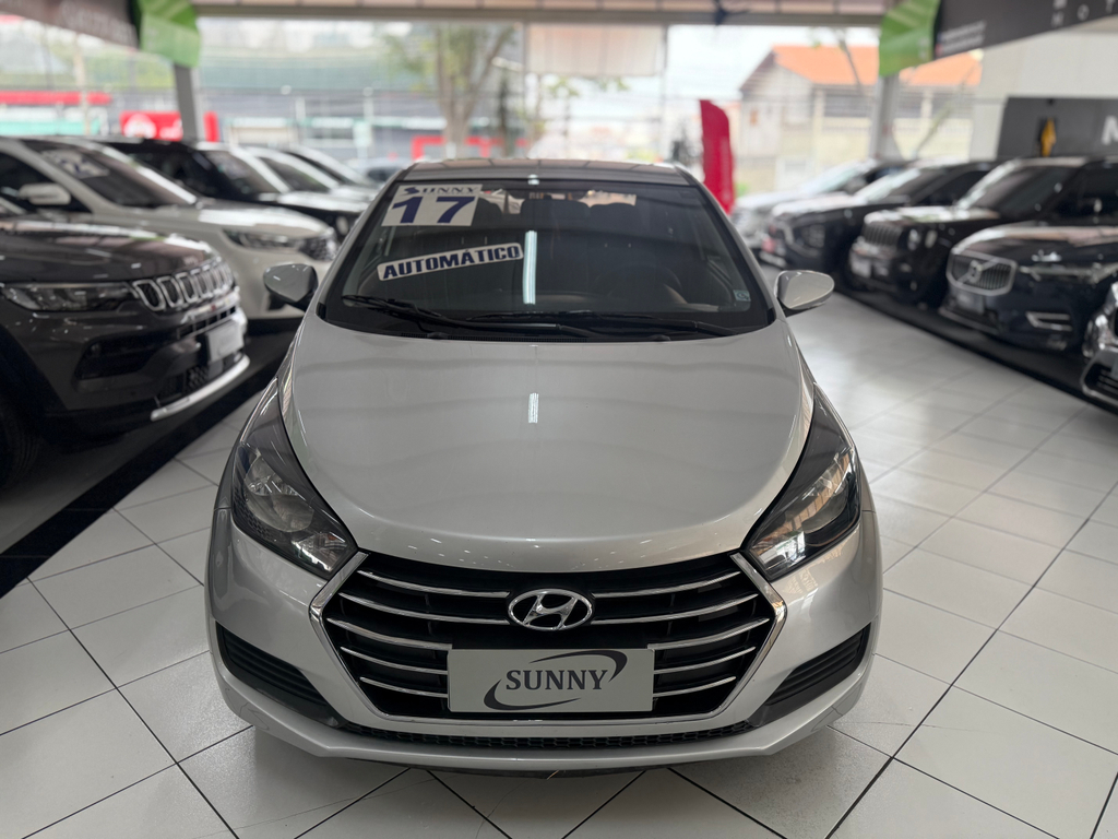 Hyundai HB20S Prata