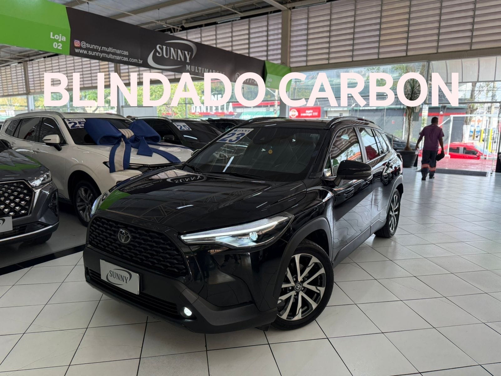 Toyota Corolla Cross Preto
