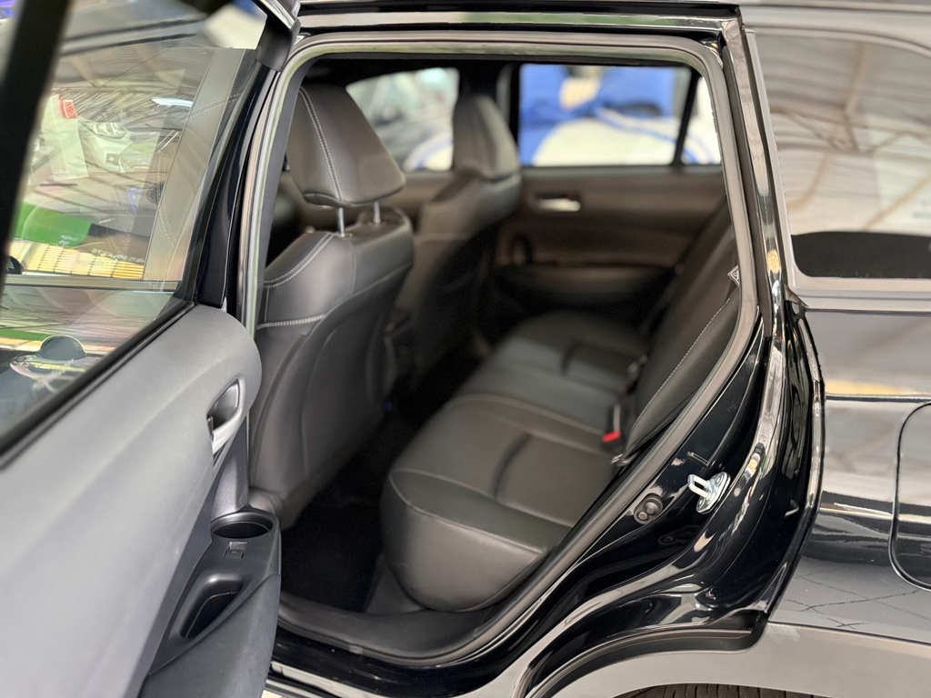 Toyota Corolla Cross Preto