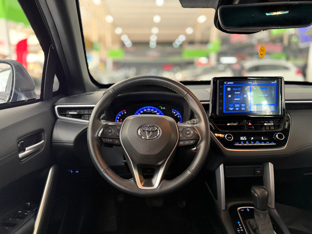 Toyota Corolla Cross Preto