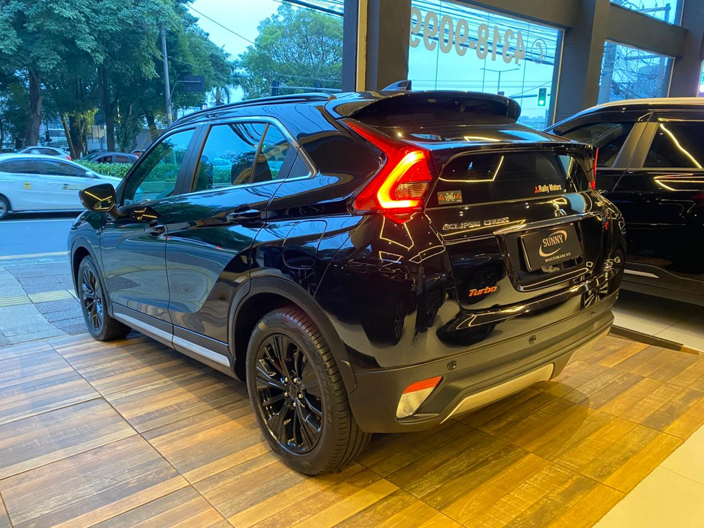 Mitsubishi Eclipse Cross Preto