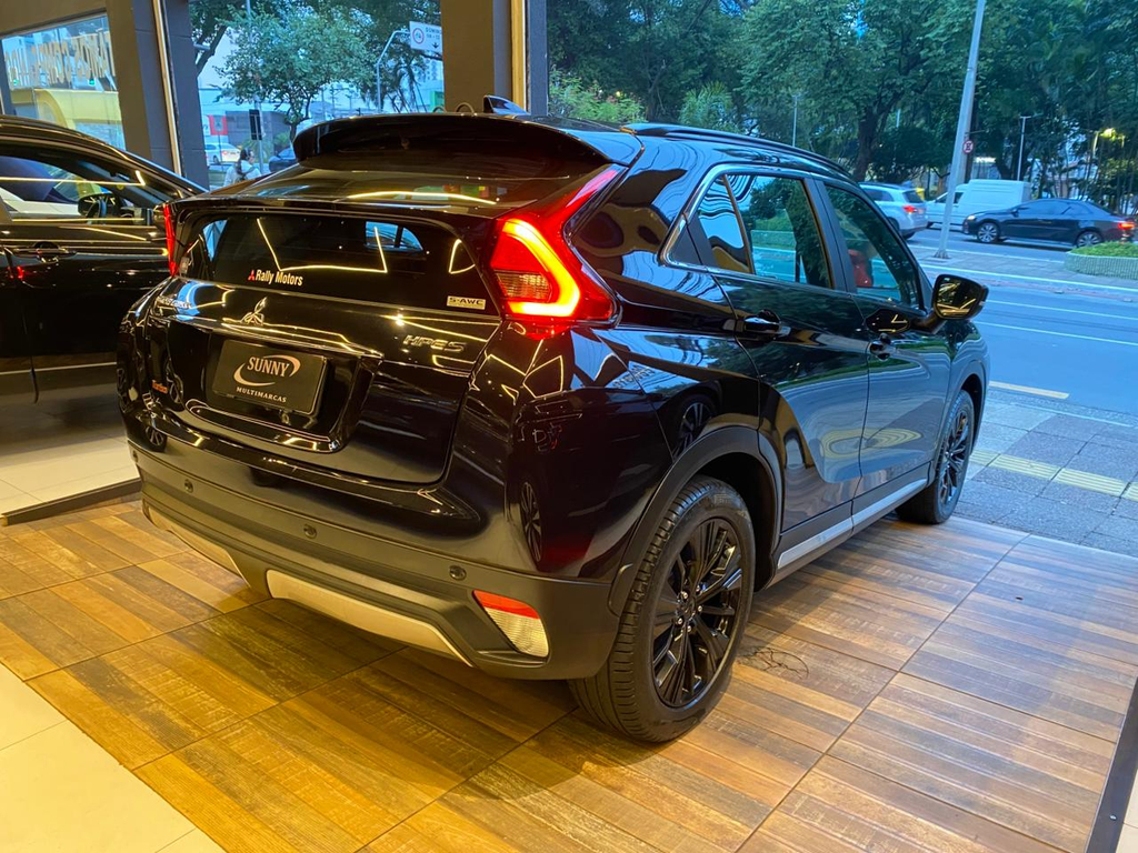 Mitsubishi Eclipse Cross Preto