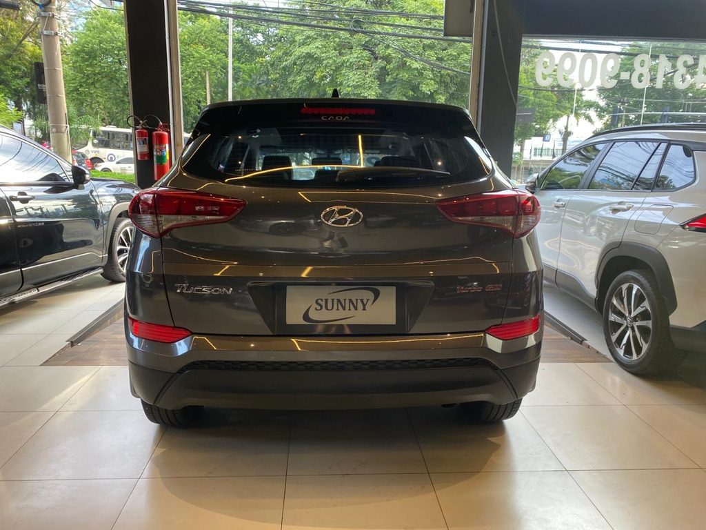 Hyundai Tucson Cinza